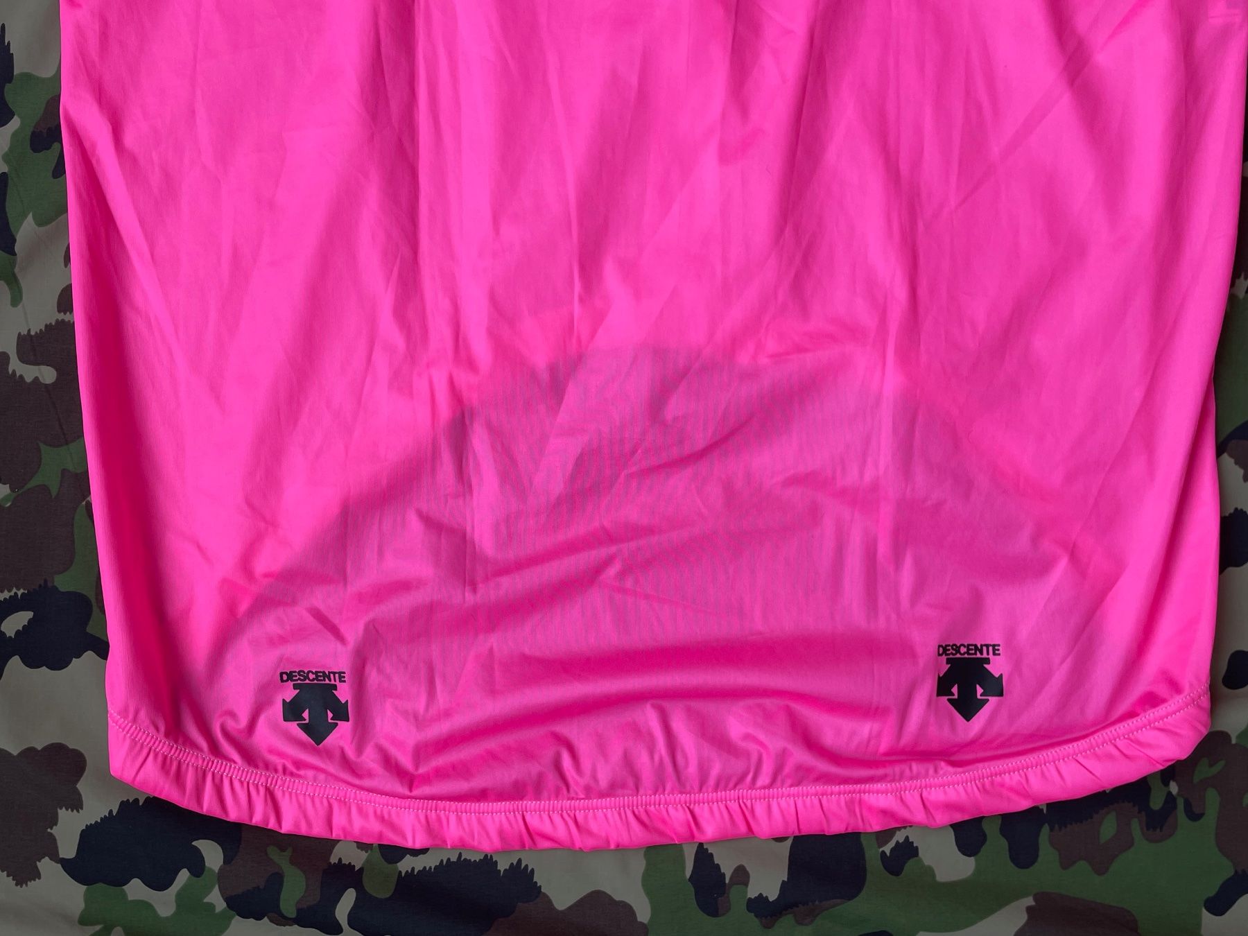 Leibchen & Hosen: Vintage 90s Descent Bike Jersey Swiss Made Sz XXL New – Gebraucht aus Zürich von le_souk 3