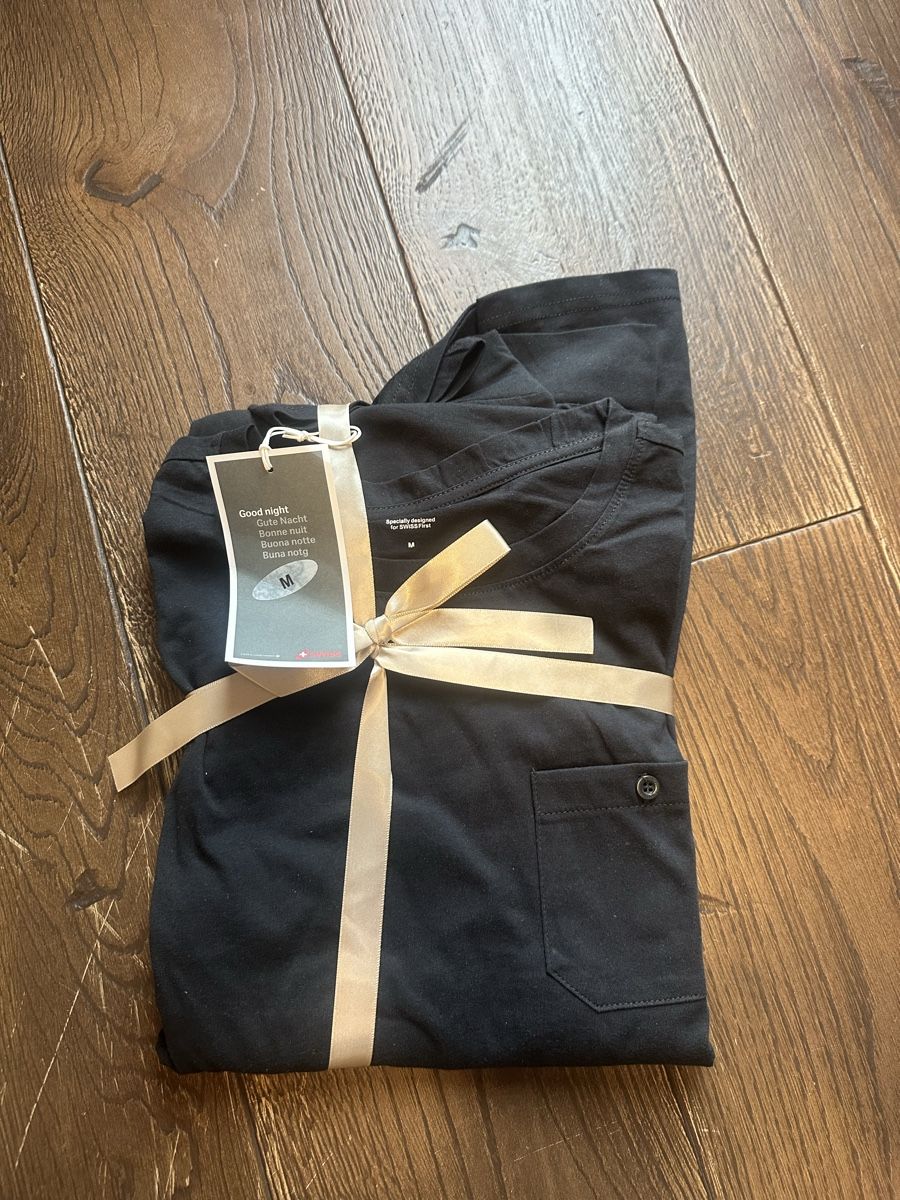 Zimmerli Pigiami: Swiss First Class Pyjama, Grösse M – Nuovo e nell'imballaggio originale da Büren SO venduto da Nico59