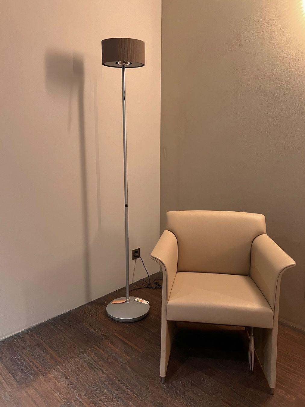 Lampade: Belux Stehleuchte Diogenes – Nuovo (secondo la descrizione) da Bern venduto da arttesa 1