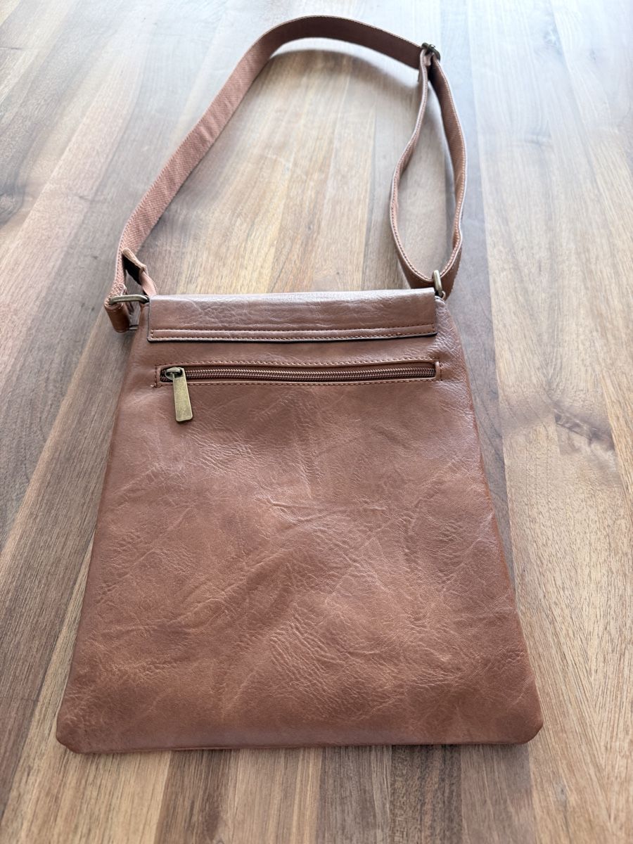 Borse da donna: Faux Leder Umhängetasche Cognac Farbe – Nuovo (secondo la descrizione) da Kaltbrunn venduto da IMRLU998 3