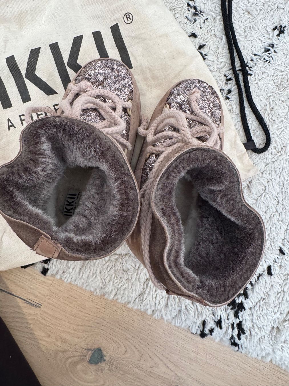 Inuikii Scarpe da uomo: "IKKII" - Schneeschuhe Grösse 35 – Usato da Buchs ZH venduto da crazyhandbaggirl123 2