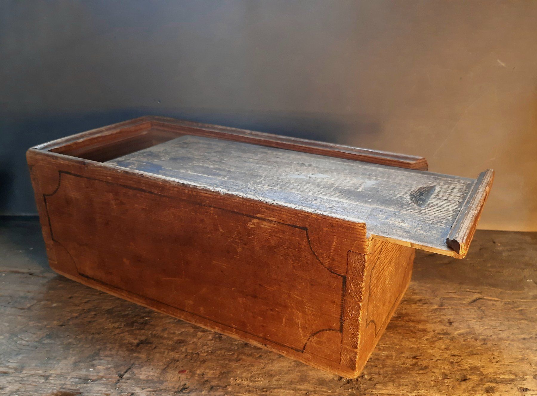 Cassapanche: Antike Schatulle – Usato da Arbon venduto da torso444 2