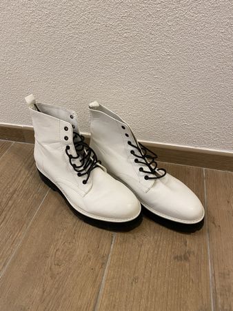 Weisse Boots von ASOS, Grösse 47 guter Zustand 