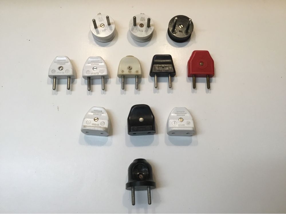 Stecker: Diverse 2 Pol Stecker – Gebraucht aus Kreuzlingen von Schuggerman