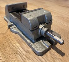 Massiver Schraubstock / Werkbank-Schraubstock