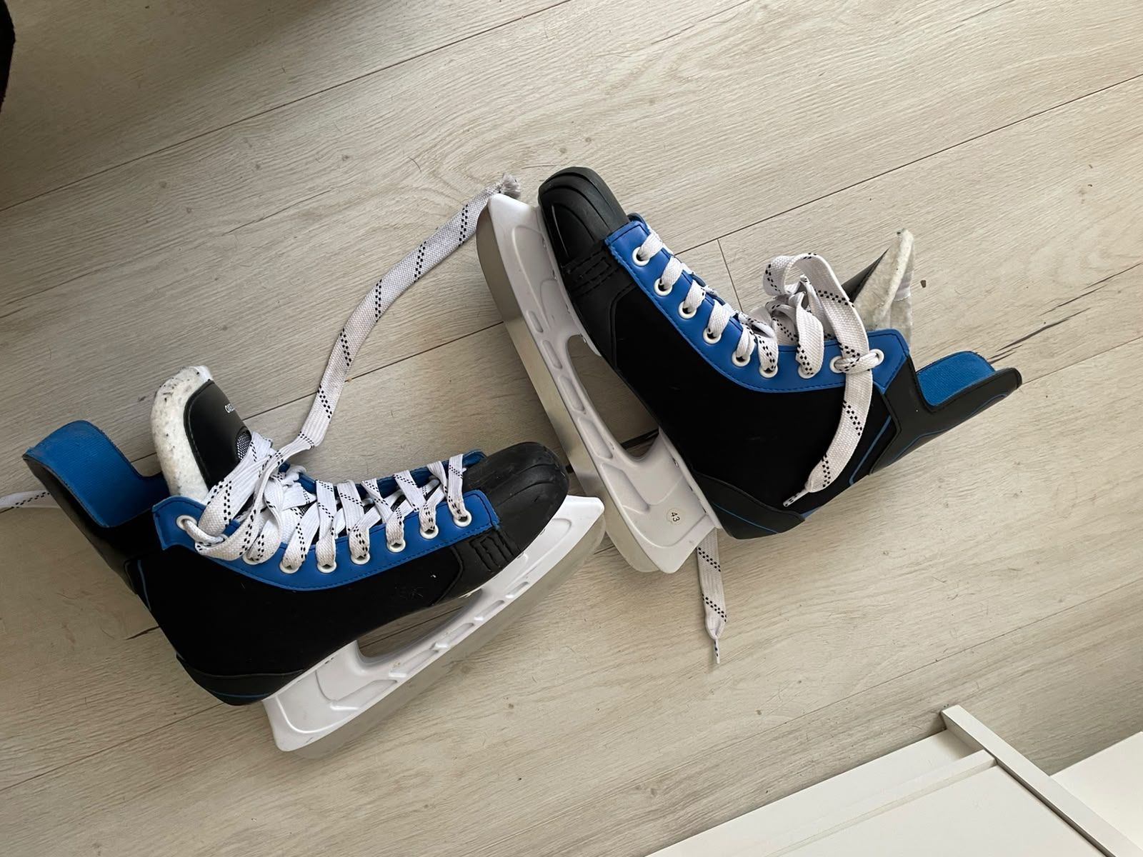Oxelo Patins à glace: Eishockeyschuhe – D'occasion à Flums par Wudi1972 2