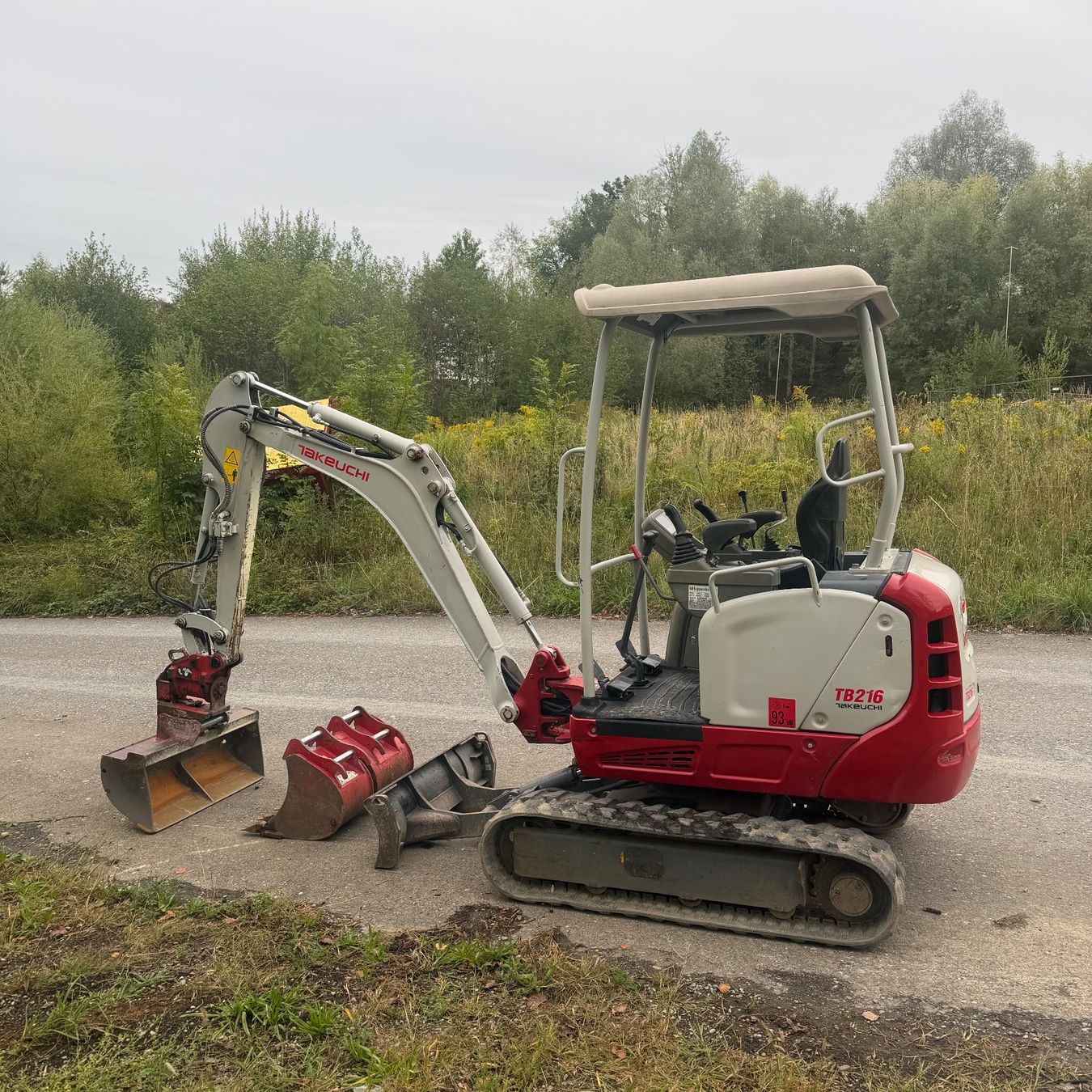 Takeuchi Escavatori: Takeuchi TB216 & TB219 – Usato da Menziken venduto da TairiBaumaschinen10 2