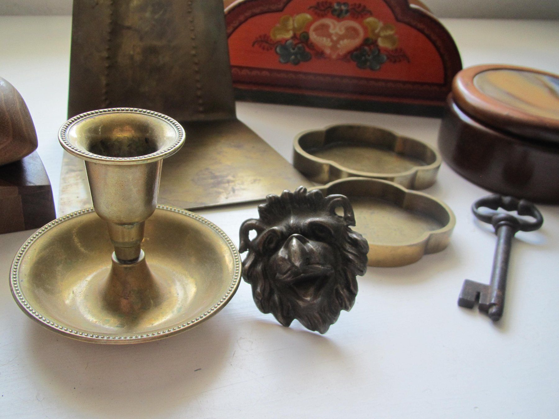 Alle Dekorationen: OBJETS ANCIENS POUR DECORATIONS . – Gebraucht aus Murten von Selliot 3