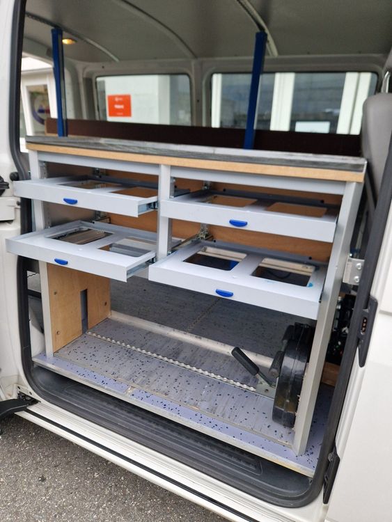 Sortimo Fahrzeugeinrichtung mit Bodenplatte für VW T5 (kurz) (Gebraucht ...