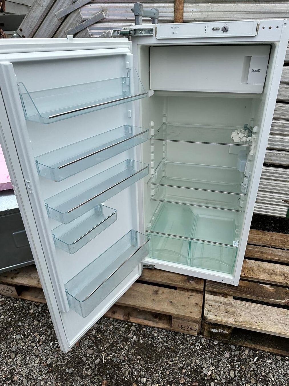 Miele Frigoriferi: Kühlschrank Einbaukühlschrank  Miele – Usato da Spreitenbach venduto da Space_X 5