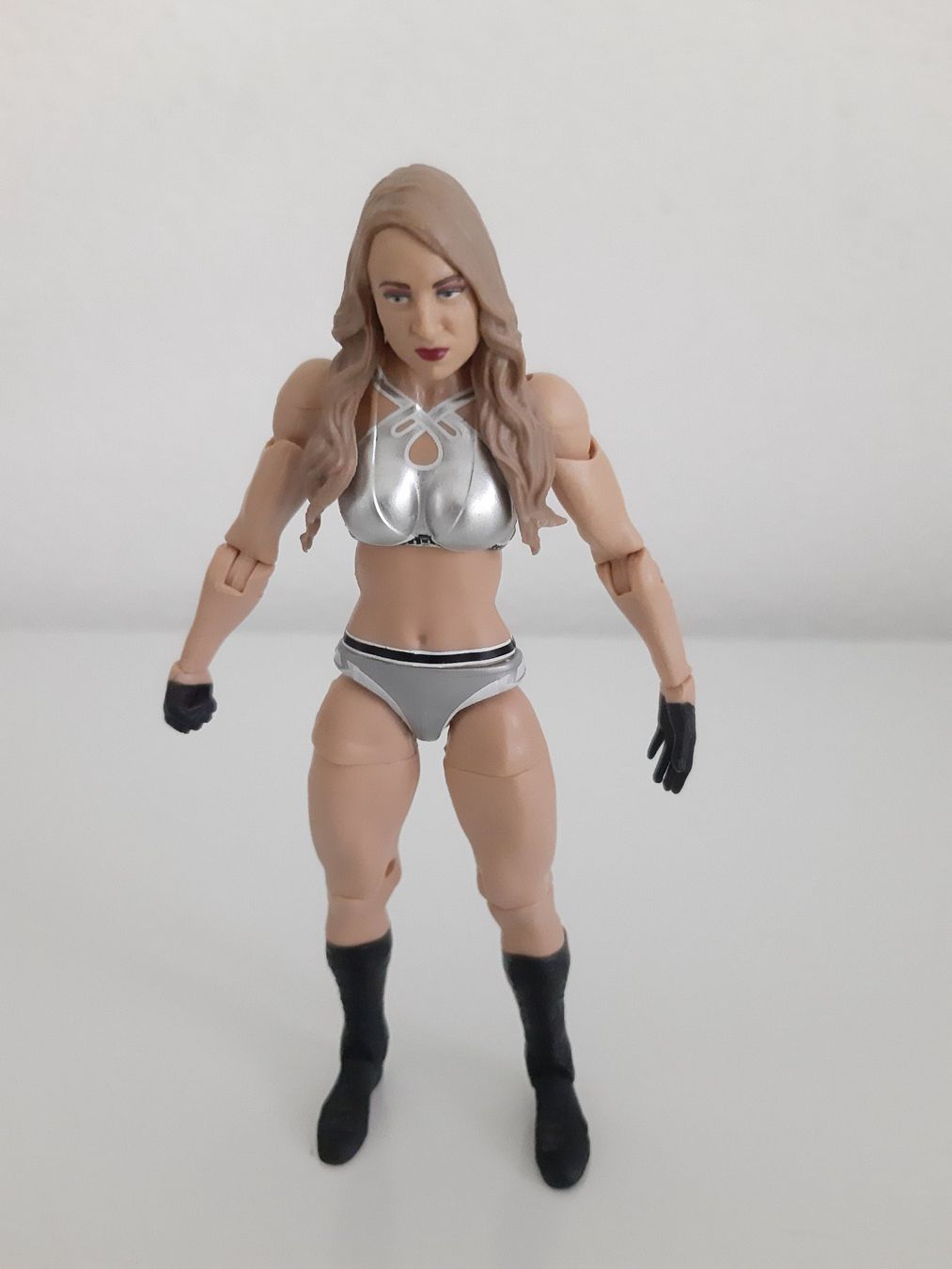 WWE Figuren: WWE Action Figure Basic - Emma – Gebraucht aus Buchs SG von Bray_Law