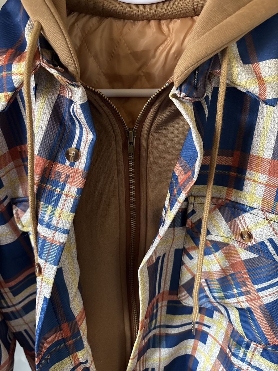 Jacken: Jacke mit Kuputze Gr. L – Neu (gemäss Beschreibung) aus Rümlang von baselsale1 2
