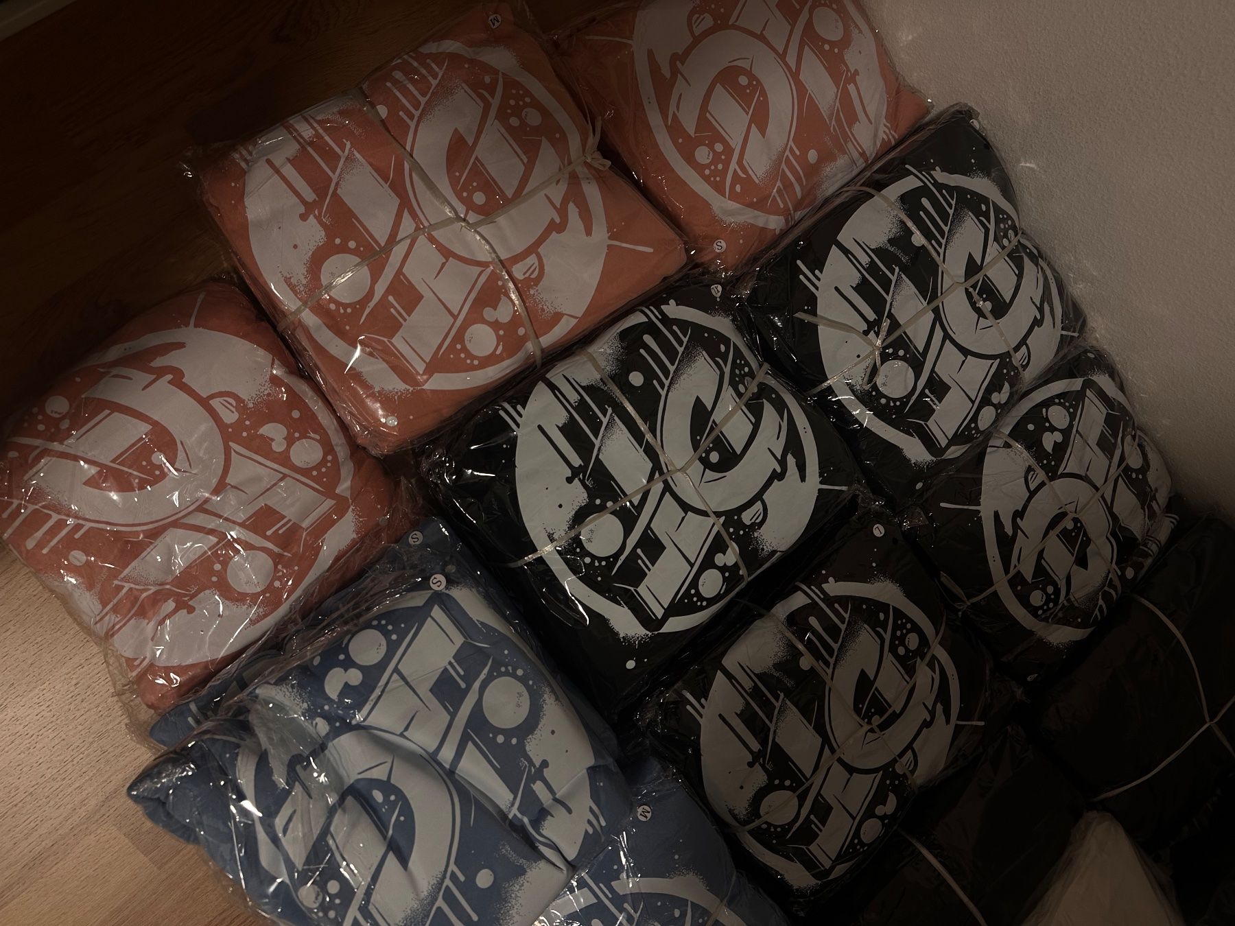 Maglioni & Felpe: DT Hoodie – Nuovo e nell'imballaggio originale da Bern venduto da Yungeme 3