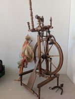 Antike Spinnrad Holz, Dekoration 