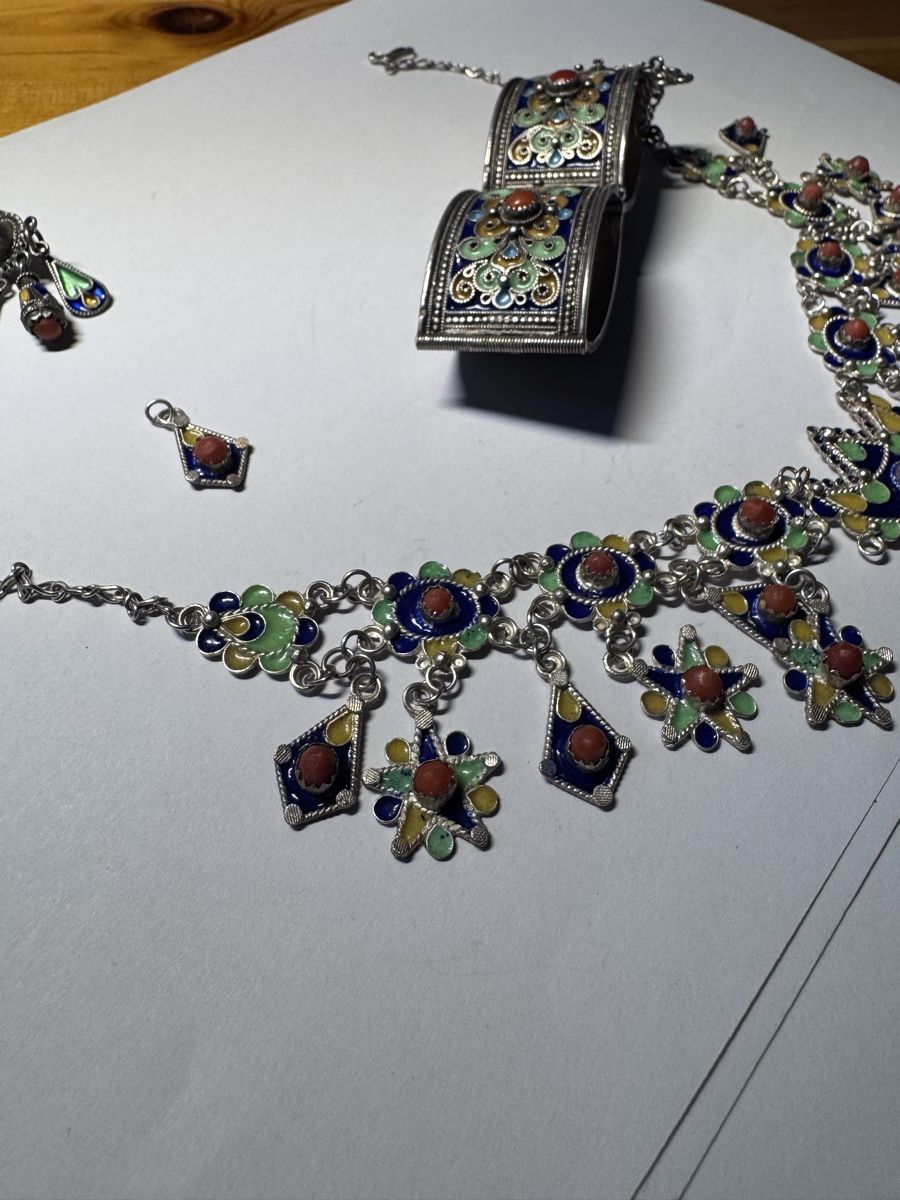 Altri gioielli: Superbe parure bijoux anciens argent émaillé corail – Usato da Vésenaz venduto da Angela.C3 5