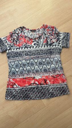 Damen Shirt Gerry Weber floral Grösse 40 guter Zustand