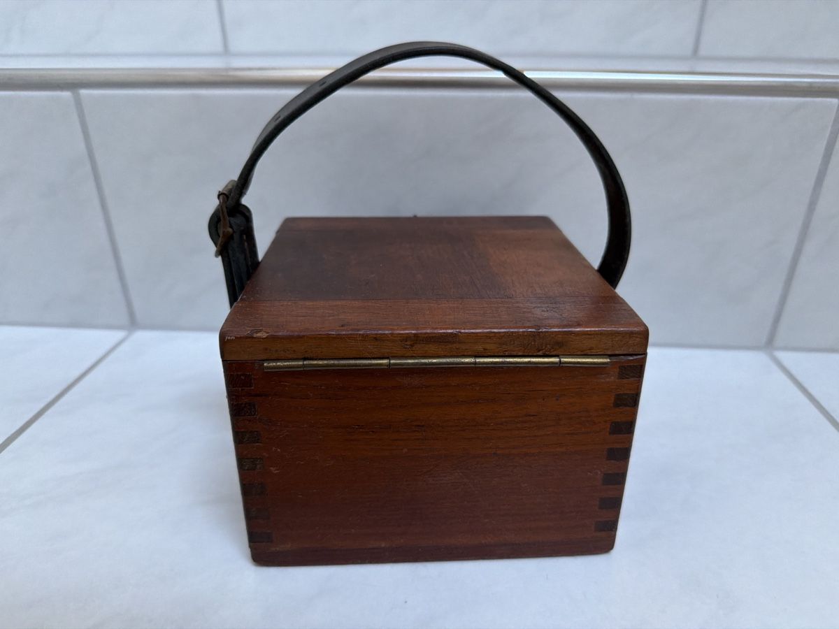 Misurare: Altes Messgerät, Voltmeter. – Usato da Biberist venduto da Momo33 2