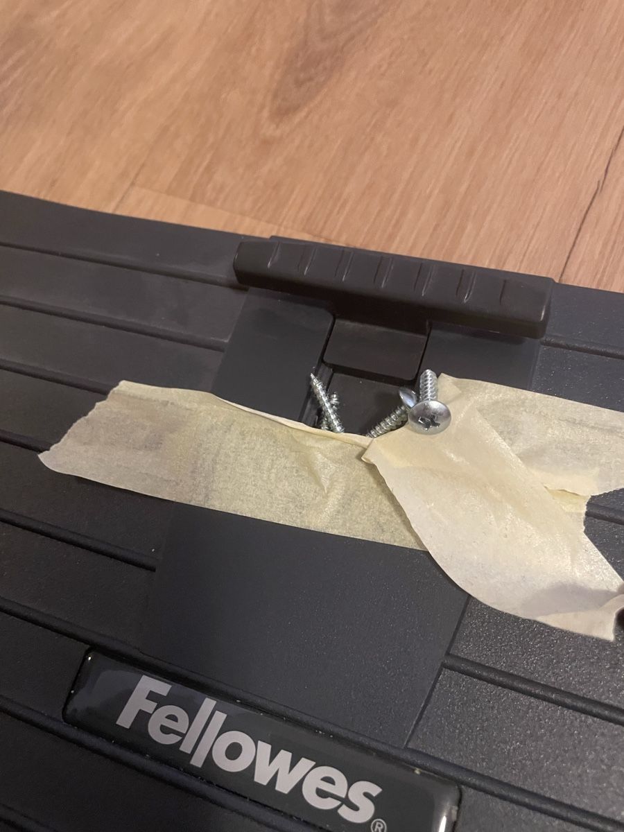Fellowes Supporti a parete: Fellowes Tastaturschublade – Usato da Horw venduto da Anna_S-C 2