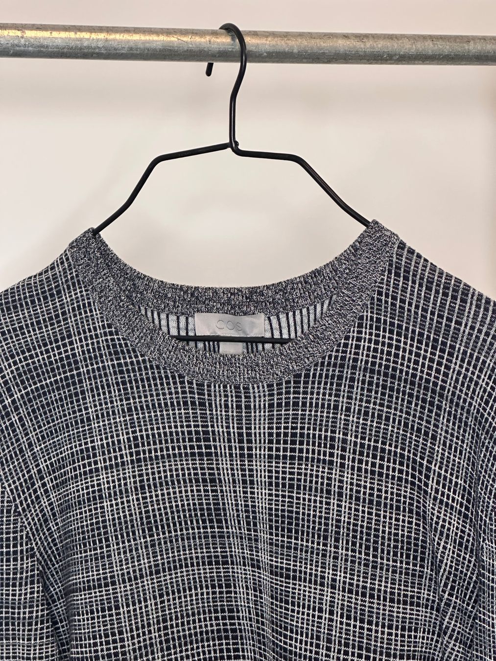 Cos Maglioni & Felpe: Pullover COS Gr. M Top Zustand blau kariert – Usato da Zürich venduto da top_fj7h 1