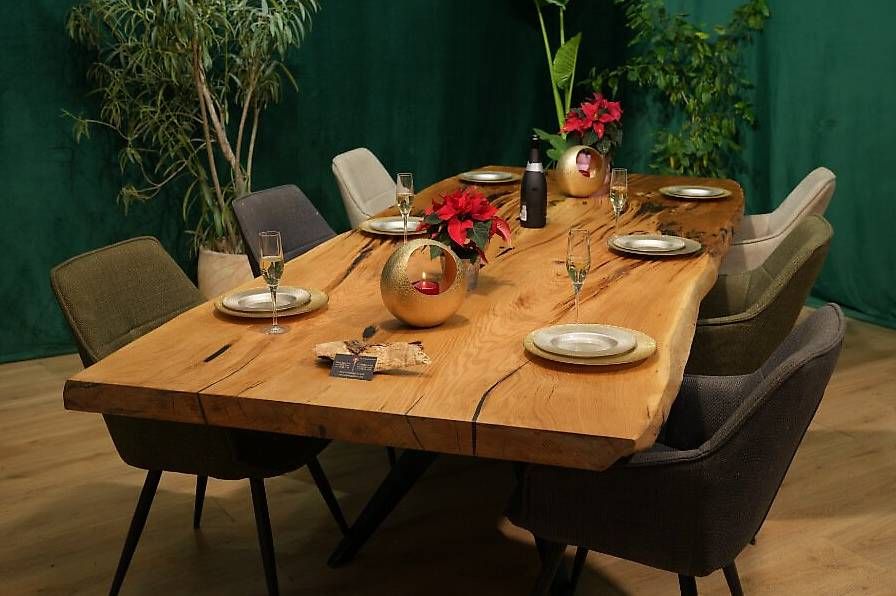 Tavoli: Unikat aus Eiche - Der Esstisch mit Charakter – Usato da Walchwil venduto da Swissdesign_Haag 5