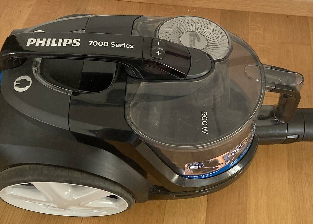 Philips Aspirapolveri & Accessori: Staubsauger Philips "beutellos" – Usato da Riehen venduto da Albi2010 1