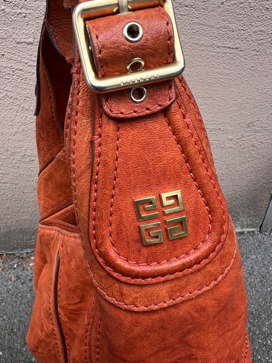 Givenchy Borse da donna: Tasche Givenchy, Leder orange  – Usato da Solothurn venduto da Brini06 1