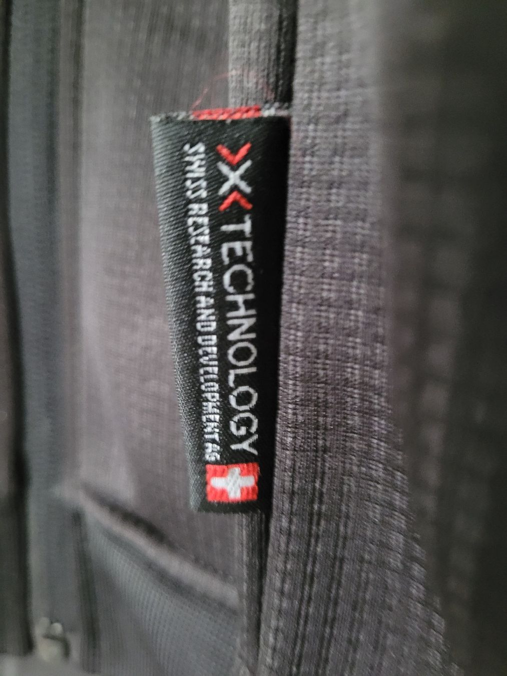 X-bionic Giacche: X-Bionic Jacke schwarz Grösse M neuwertig – Nuovo (secondo la descrizione) da Biberist venduto da hertd 4