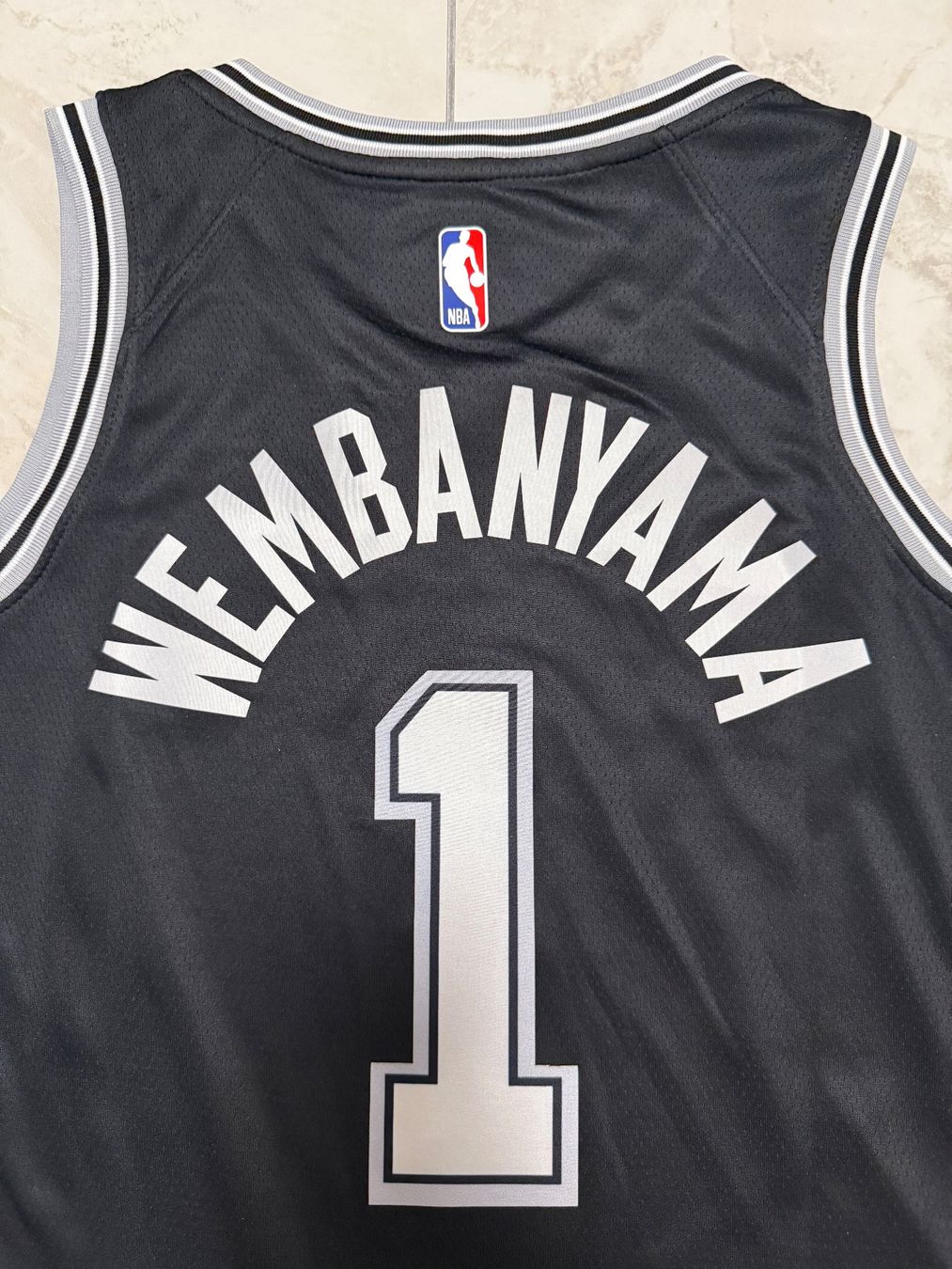 Canottiere & Pantaloni: San Antonio Spurs Victor Wembanyama – Nuovo (secondo la descrizione) da Bronschhofen venduto da leo_99hp 4