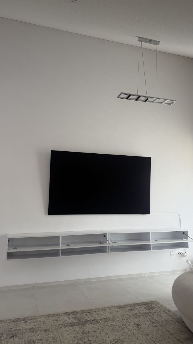 Mobili TV: Wandmöbel fürs Wohnzimmer – Usato da Stein AG venduto da Sepideh_ataie 1