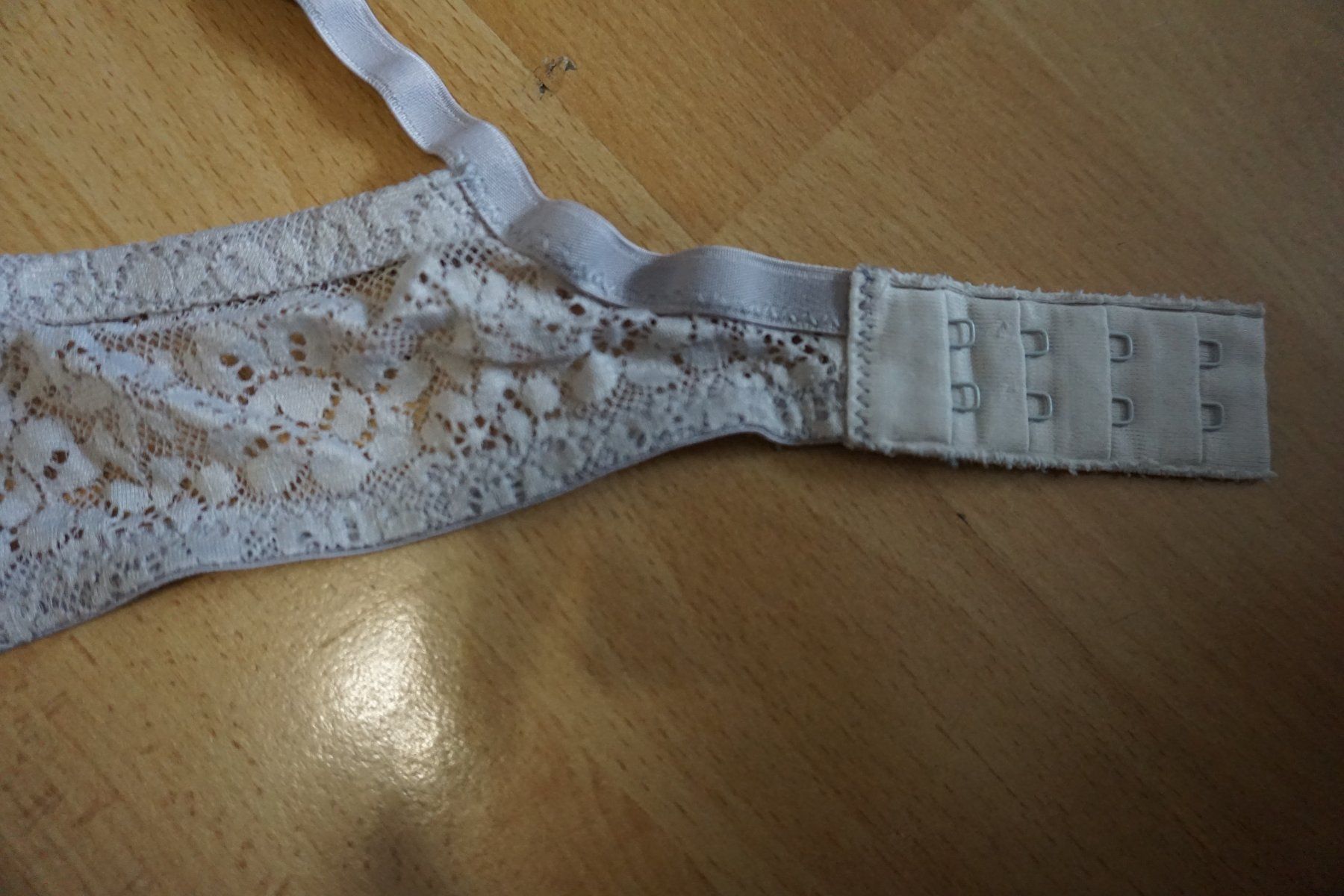 Altra biancheria intima: BH Gr.70A – Usato da Zürich venduto da einalemjena 2