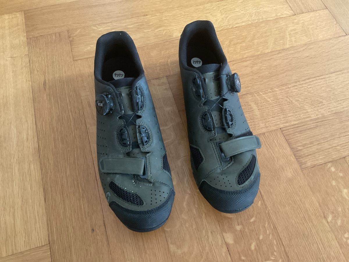 Herrenschuhe: Scott Mountenbikeschuhe Olive Grösse 44 gebraucht – Gebraucht aus Zofingen von tschuedi68 1