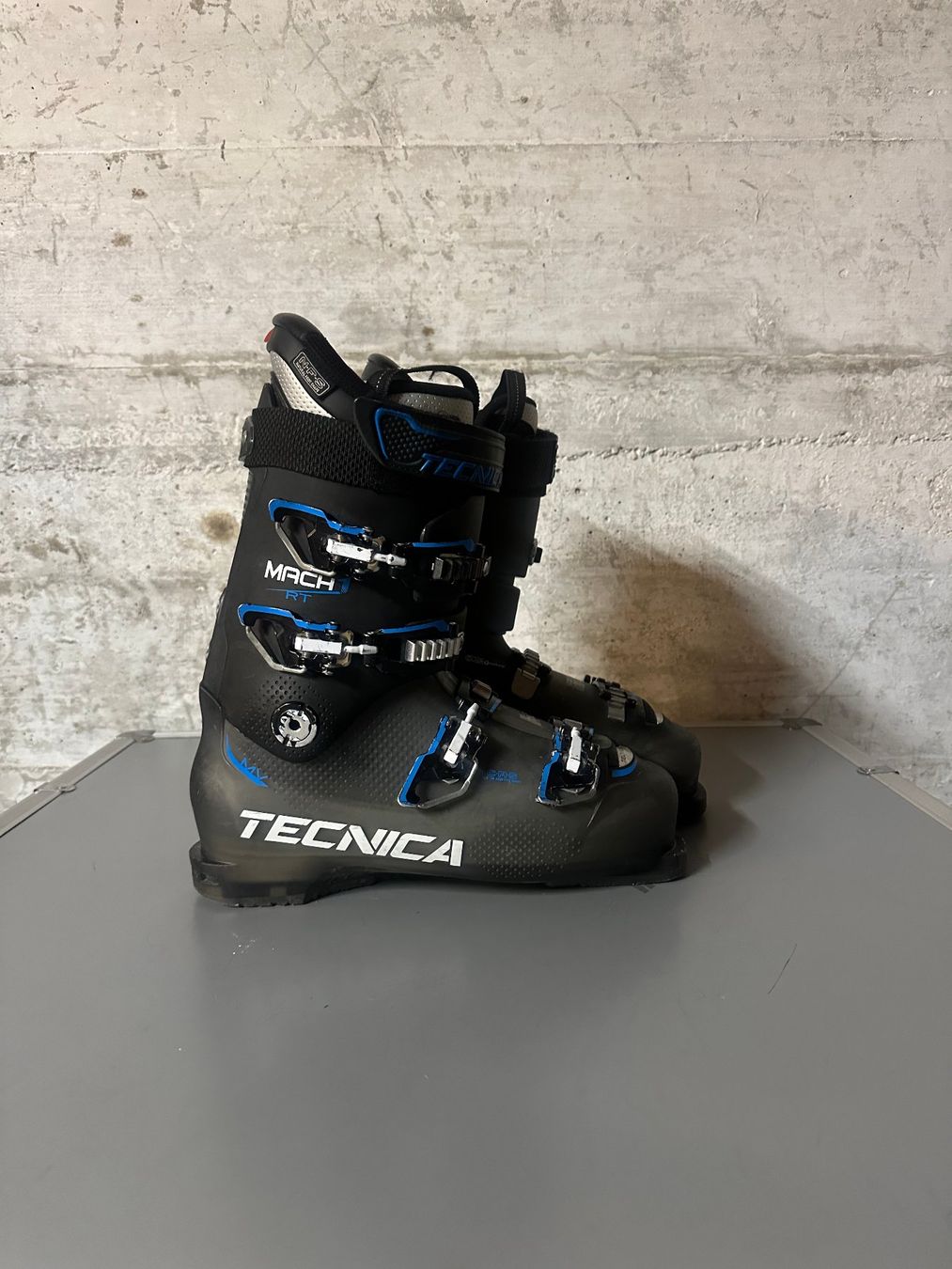 Tecnica Scarpe da uomo: Tecnica Skischuhe 29 / Gr. 44.5 – Usato da Emmenbrücke venduto da karkarkar