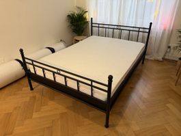 140×200 Black Metal Bed Frame with Slatted Base