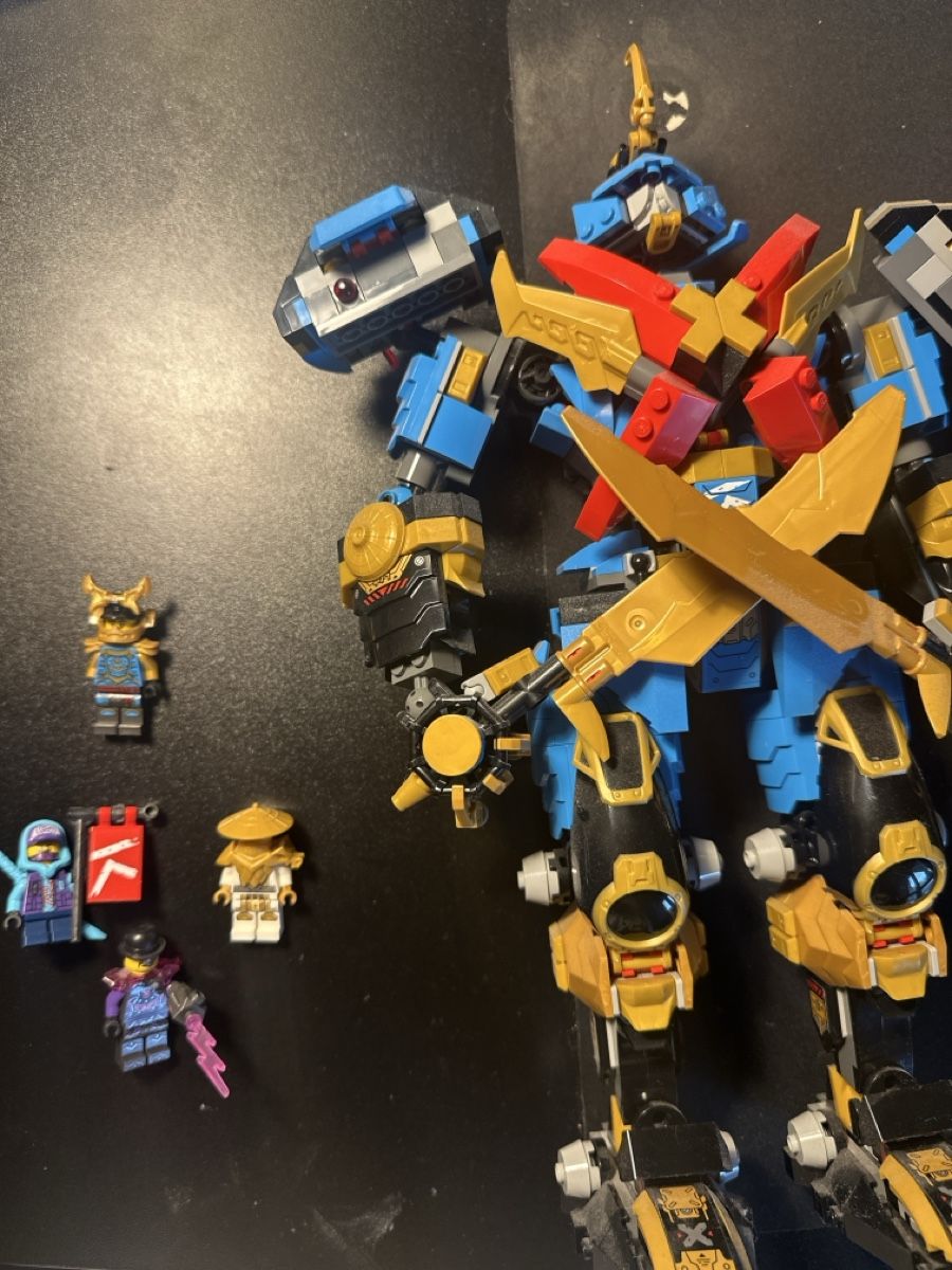 Lego Statuette: Ninjago Roboter mit Figur ab 30Fr! – Nuovo (secondo la descrizione) da Niederrohrdorf venduto da Guido.B 5