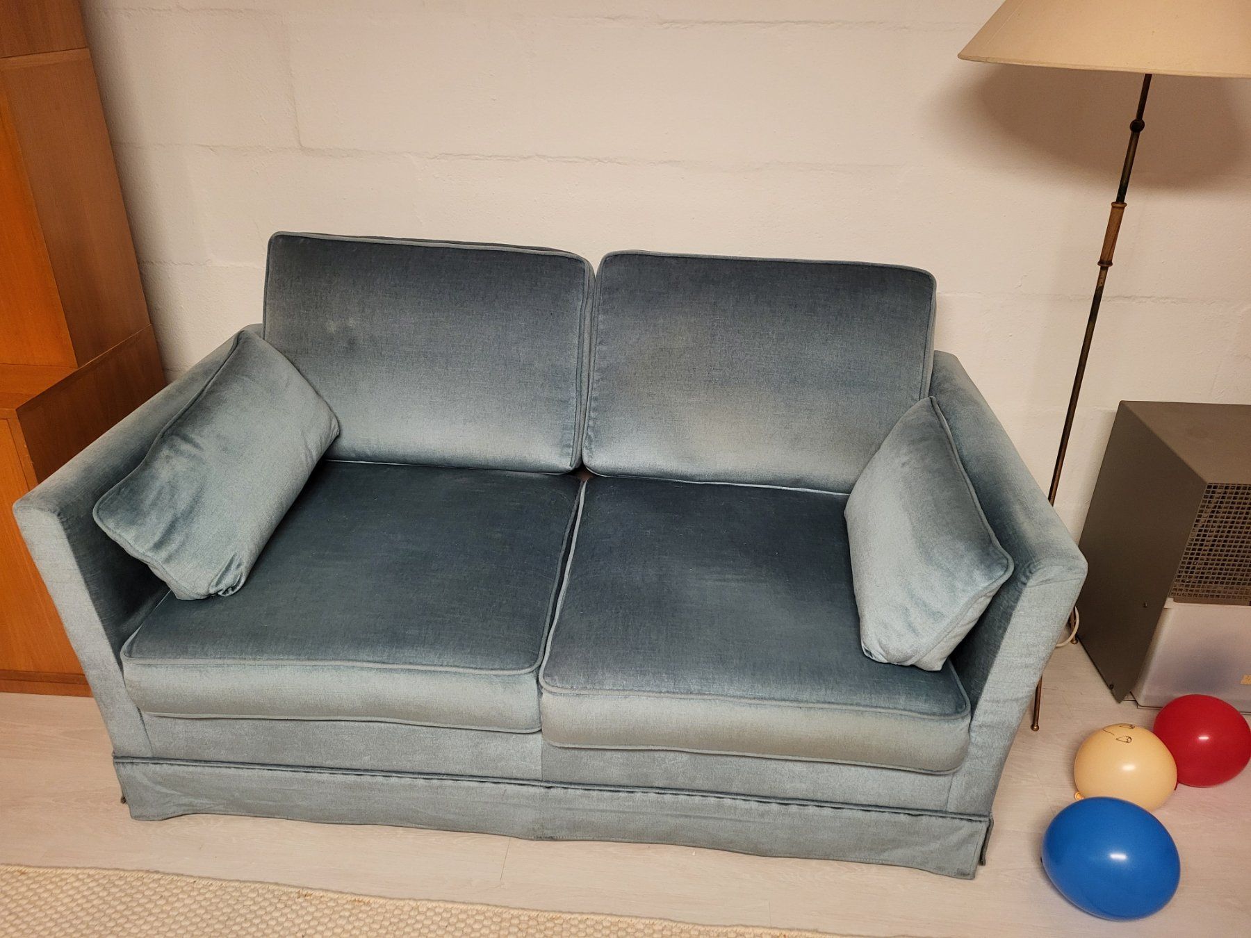 Divani: Vintage Sofa / Schlafcouch / Klappbett aus Samt – Usato da Baden venduto da kani02 1