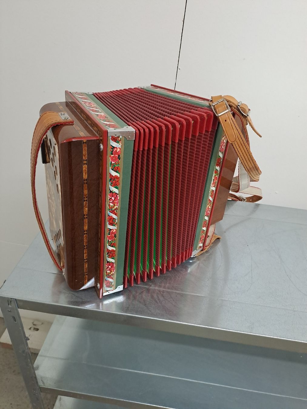 Musikinstrumente: zuger orgeli ton C – Gebraucht aus Villeneuve von BibiVintage 1