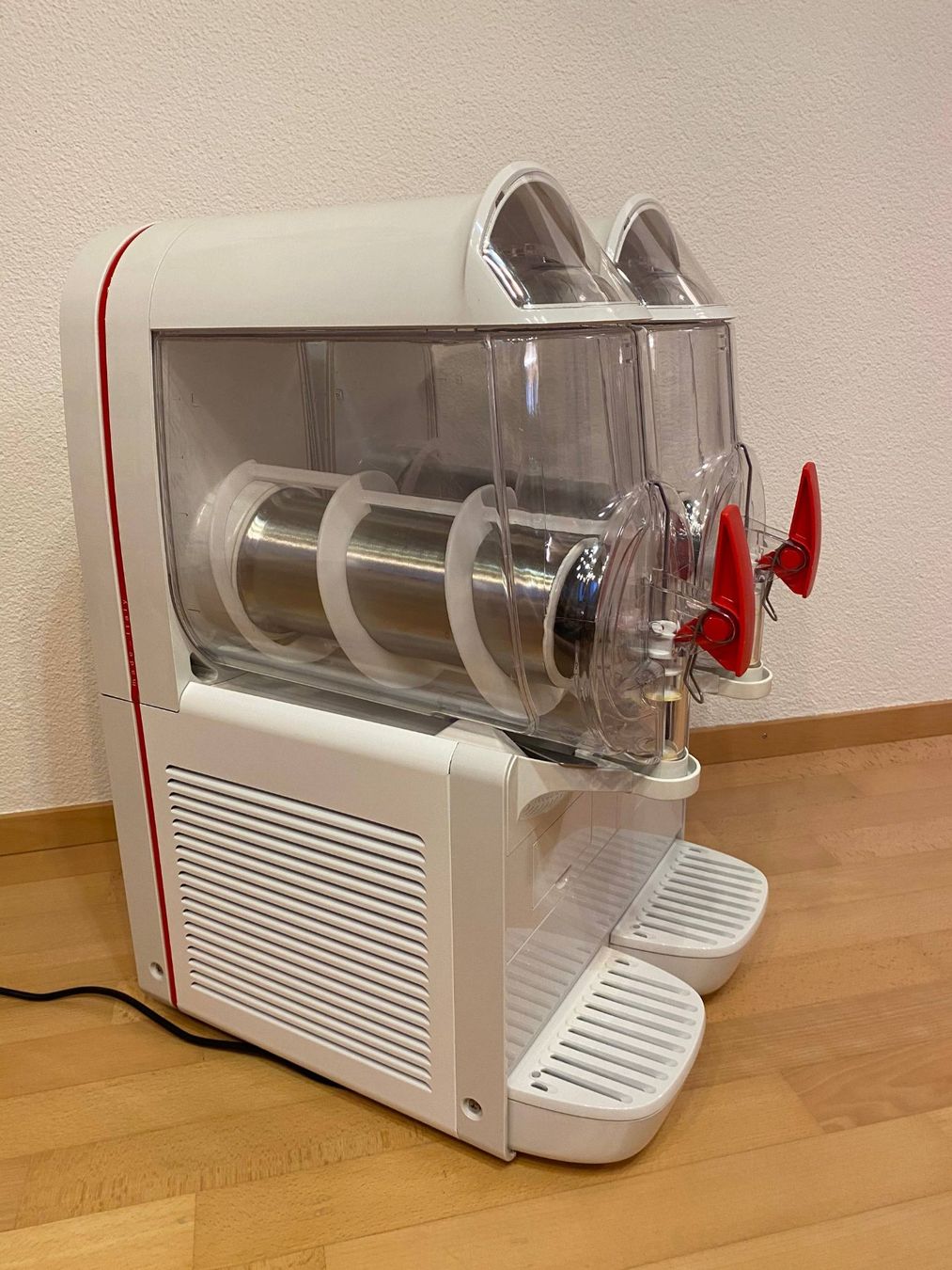 Küchengeräte: Slushy Machine – Gebraucht aus Dietlikon von skillmaster 1