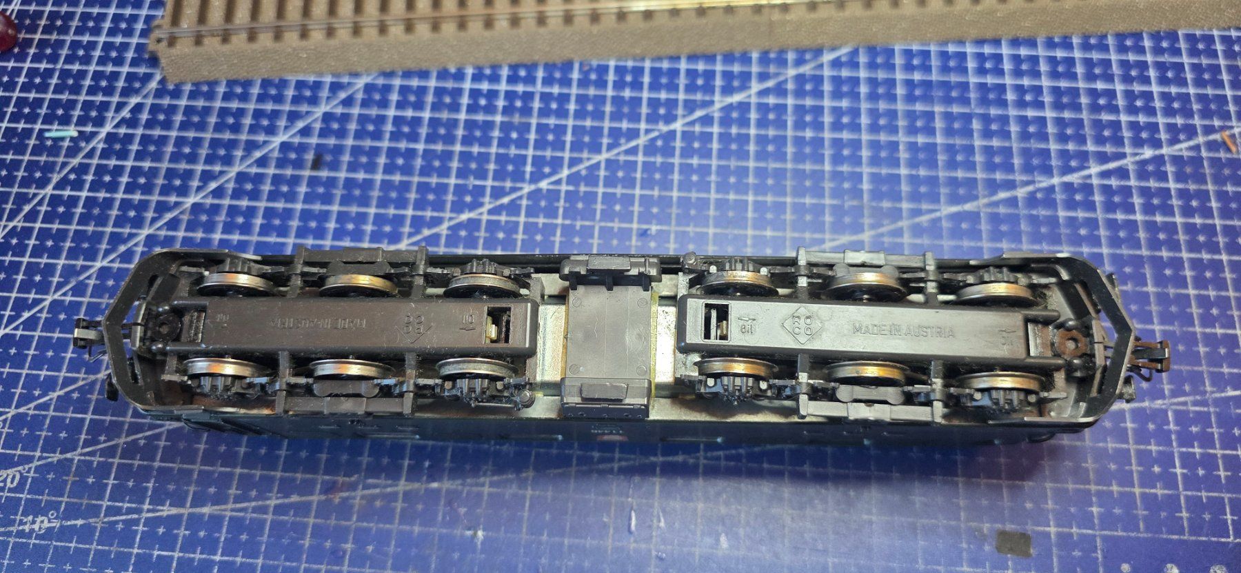 Roco Modelleisenbahnen: Roco Ae6/6 11446 H0/DC analog – Gebraucht aus Hochfelden von Danizh0 3