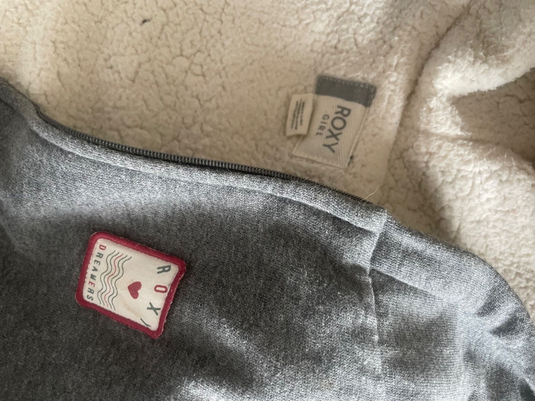 Roxy Giacche & Cappotti: Roxy Kucheliges Jäggli Jacke – Usato da Flüelen venduto da AU10 1
