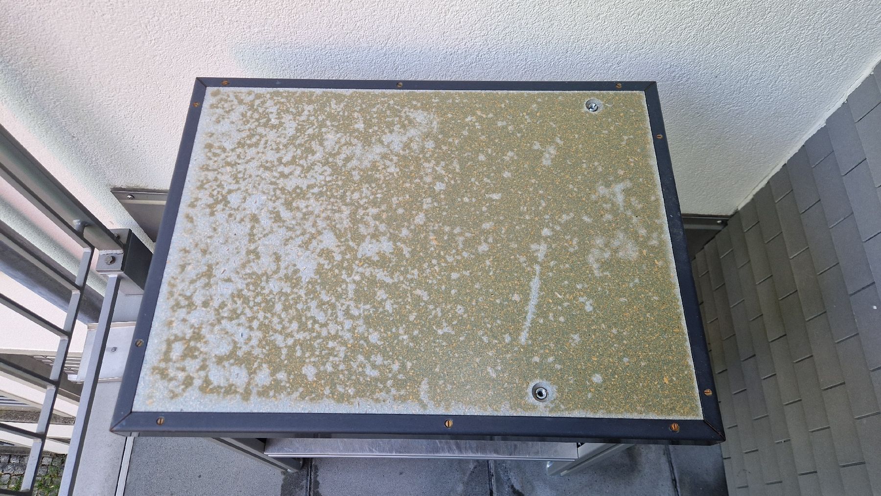 Tische: Beistelltisch – Gebraucht aus Horgen von moritz.90 3
