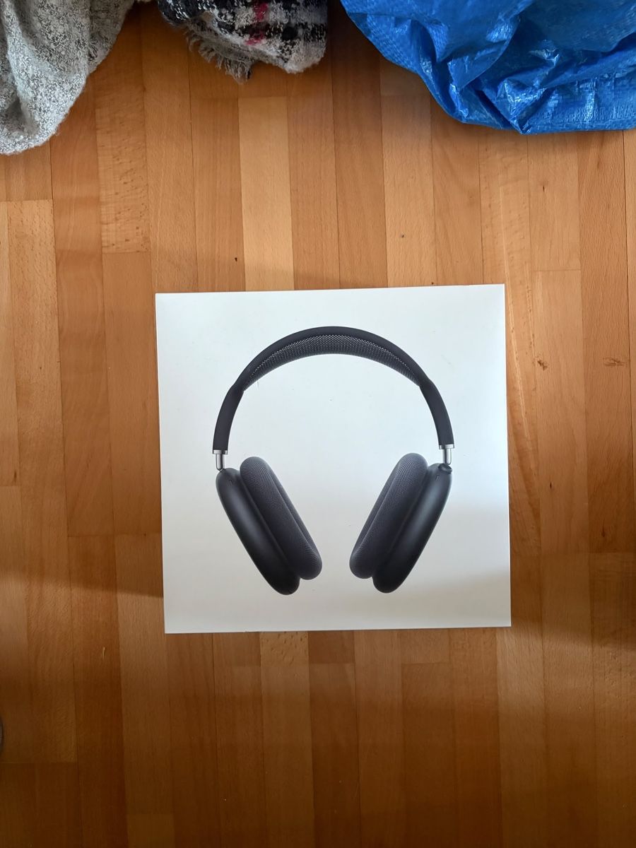 Apple Cuffie: AirPods Max (2025) – Nuovo (secondo la descrizione) da Niederweningen venduto da deb_6qky