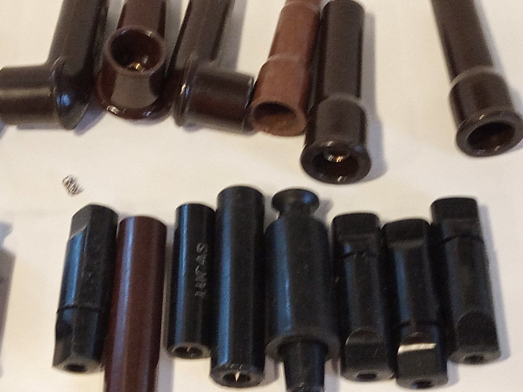 Toutes les pièces détachées moto: Lot Zündkerzenstecker Bakelit NOS Oldtimer – Neuf (Voir description) à Zürich par edi_c2m6
