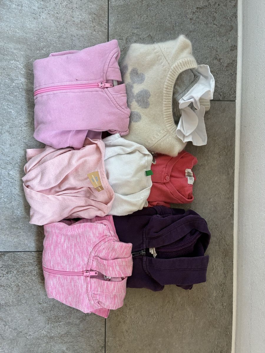 Kleiderpakete & -sets: Grosses Alljahres-Mädchenpaket Gr. 98 – Gebraucht aus Ruschein von CalmAir 9