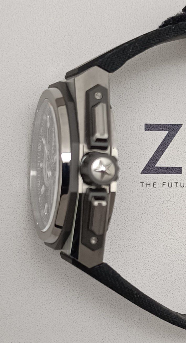 Zenith Orologi: ## Zenith Defy Extrem Chrono 1/100 ,Titane neuve . – Nuovo e nell'imballaggio originale da Sierre venduto da imaginations 2