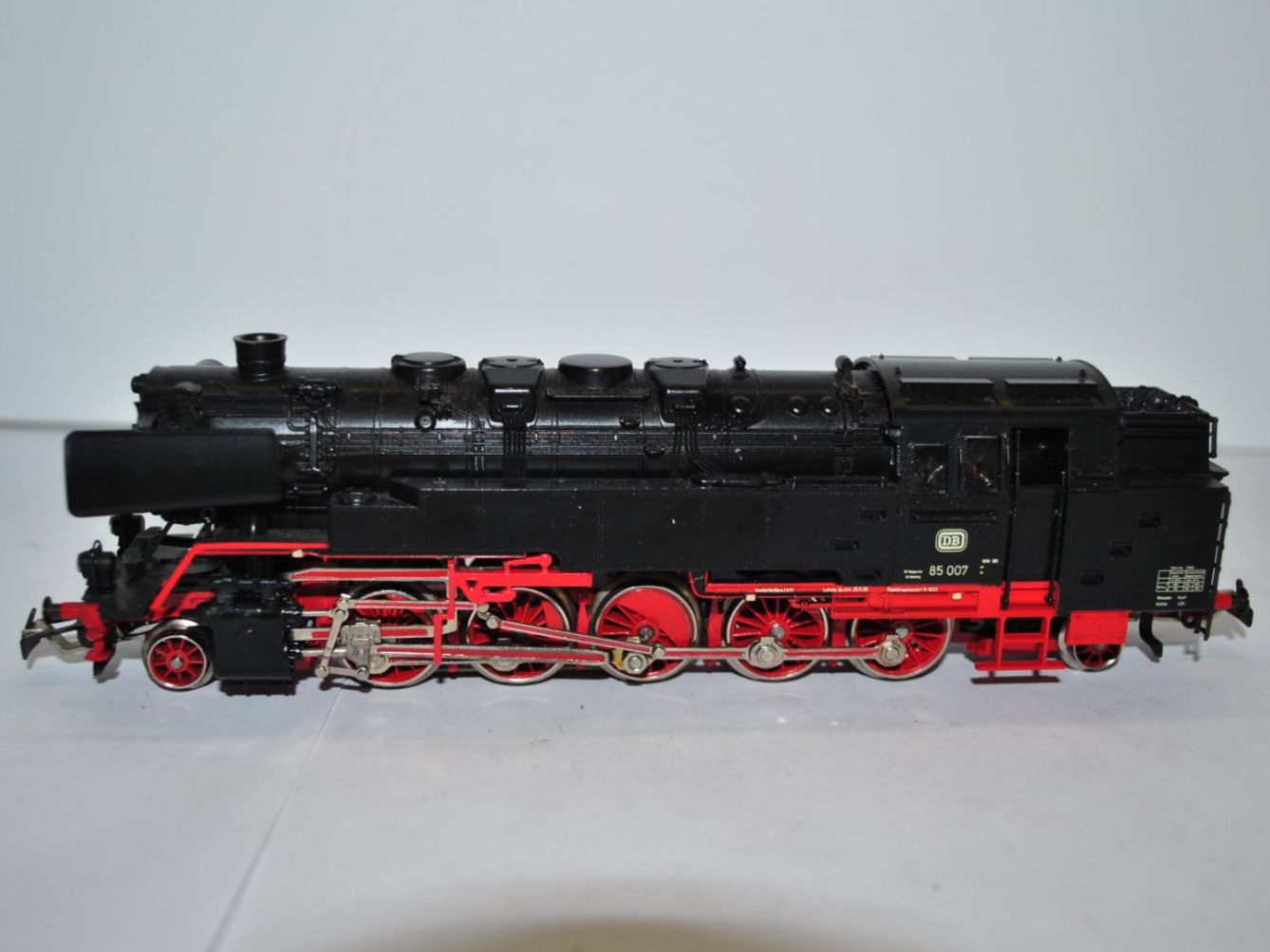 Märklin Modellini di ferrovie: Märklin Dampflok DB (CSK1687) – Usato da Aarwangen venduto da Bahnsupport 1