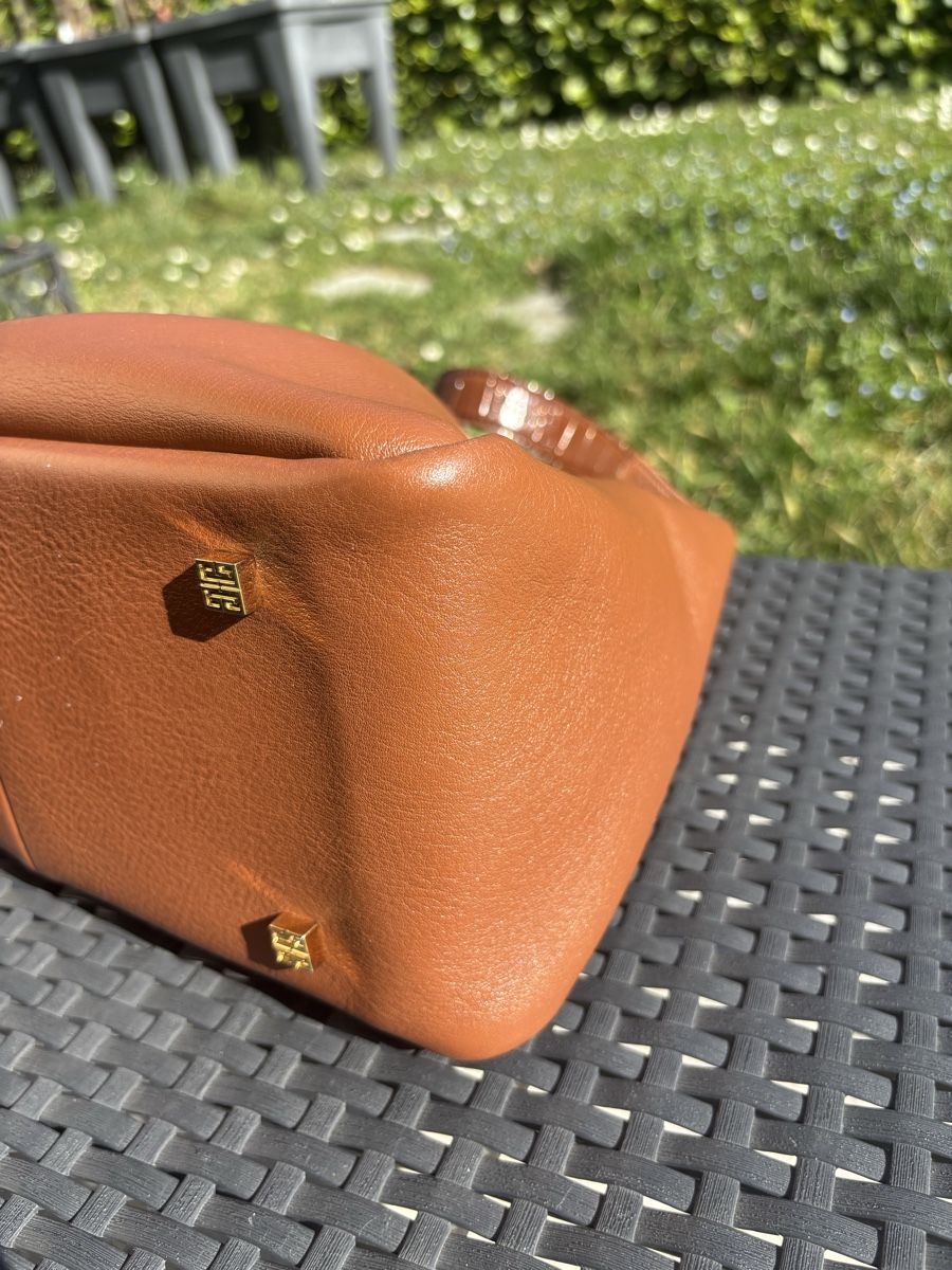 Borse da donna: Givenchy Hobo avec facture – Usato da Carouge GE venduto da lia_t7zd 6