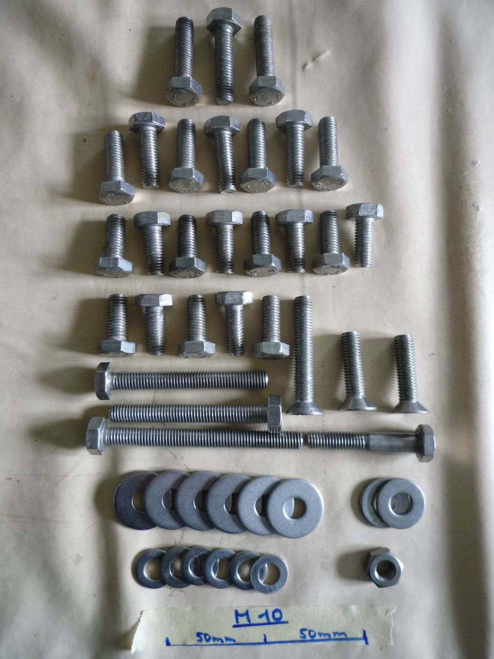 Altro per industria metallurgica: M10     Chromstahl-Schrauben, -Muttern, -Unterlagsscheiben – Nuovo (secondo la descrizione) da Rafz venduto da Sonnenblume305