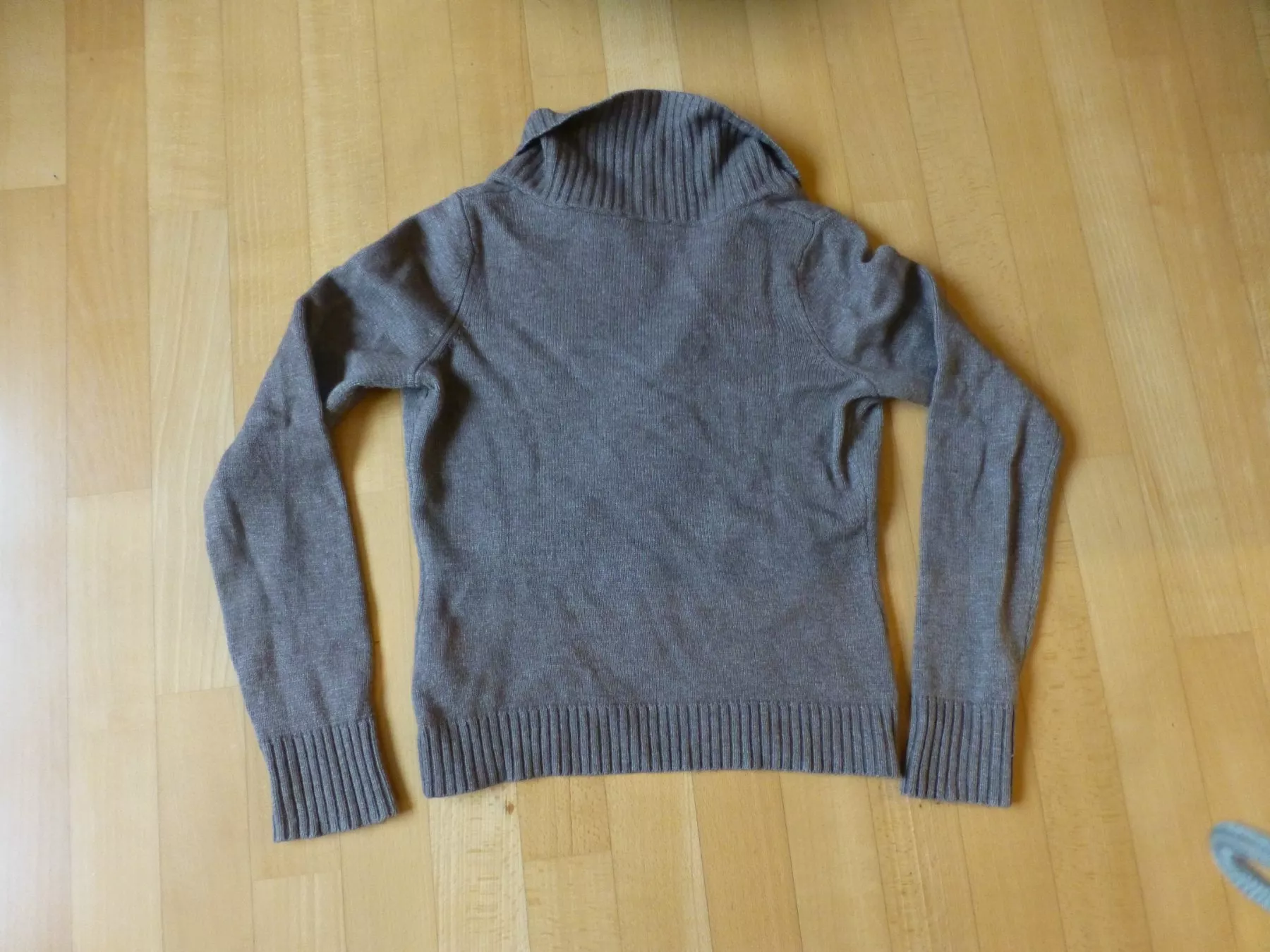 Esprit Maglioni & Felpe: Damen-Jackenpullover – Usato da Hergiswil NW venduto da annettelia 1