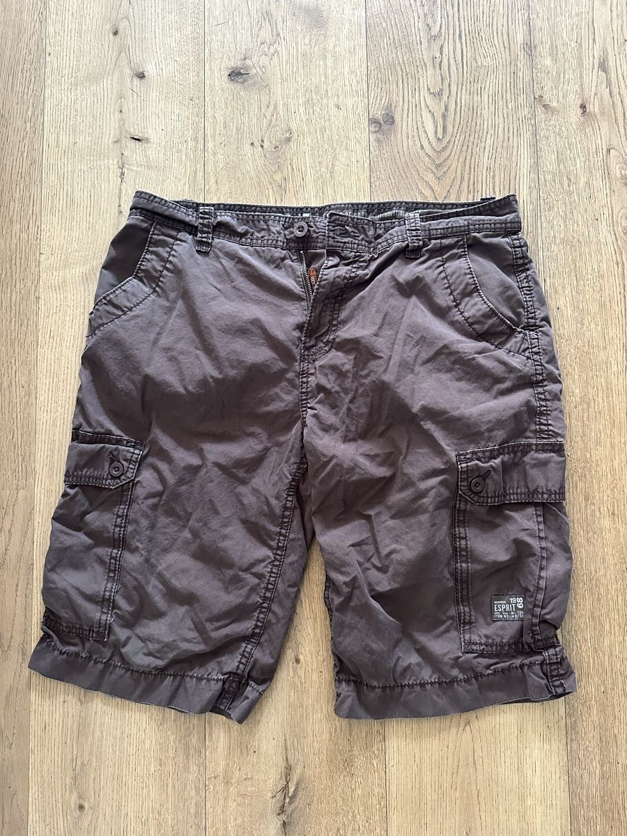 Esprit Hosen: kurze cargo hose – Gebraucht aus Aadorf von fin_7crd 1