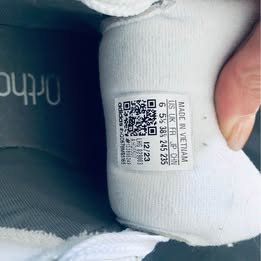 Adidas Scarpe da donna: Adidas Sportschuhe Gr 38,5 – Usato da Zürich venduto da kiwi2024 2